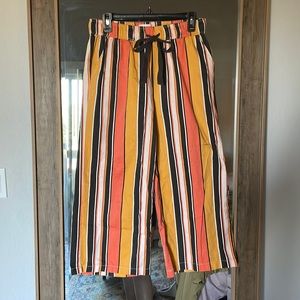 Urban Outfitters size medium striped wide leg crop pant